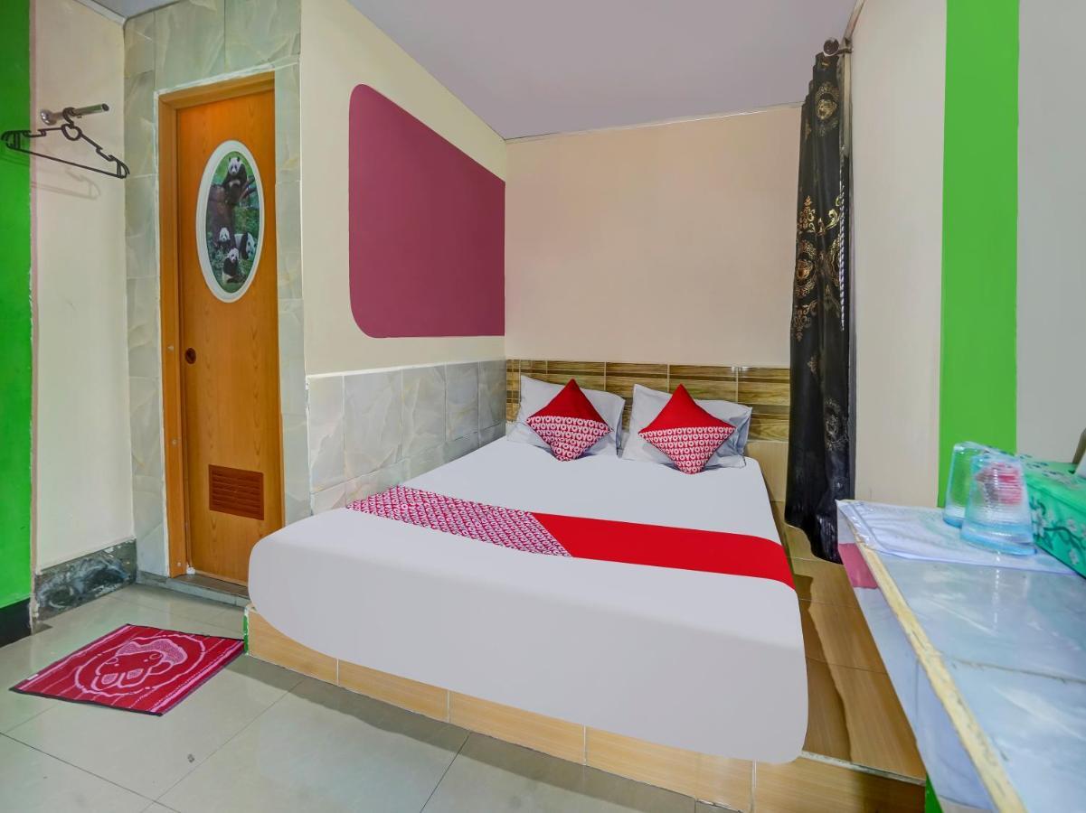 Oyo 90161 Hotel Lendosis Pipa Reja Angkatan 66 Palembang Dış mekan fotoğraf