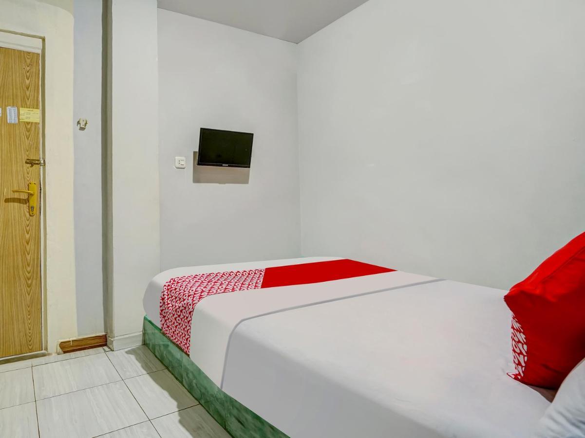 Oyo 90161 Hotel Lendosis Pipa Reja Angkatan 66 Palembang Dış mekan fotoğraf
